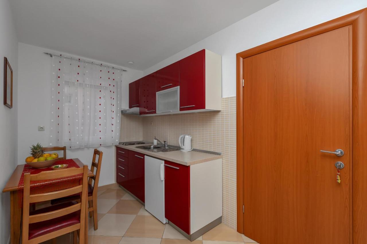 Villa Juric 2 巴什卡沃达 外观 照片