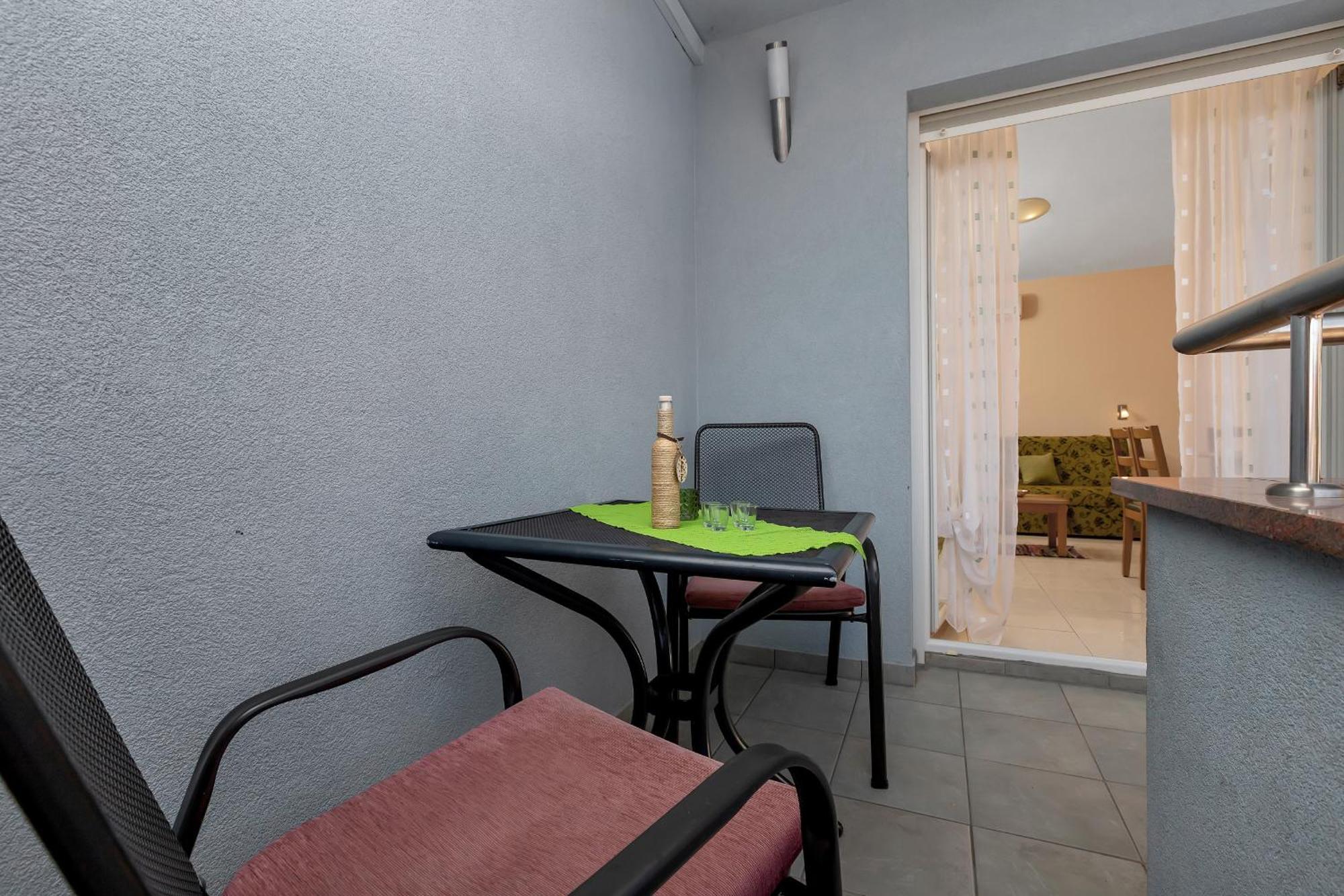 Villa Juric 2 巴什卡沃达 外观 照片
